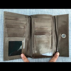 Prune brown shiny leather wallet
